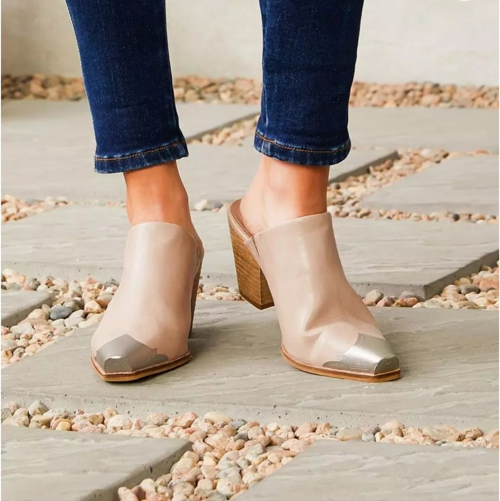 BEAST Dakota Cowgirl Mules 6.5 - Picture 7 of 14